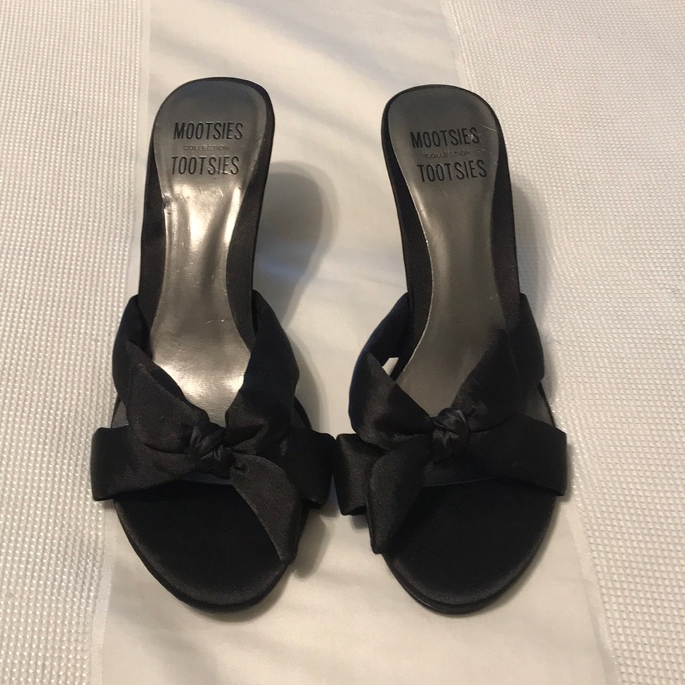 Mootsies Tootsies Black Heels